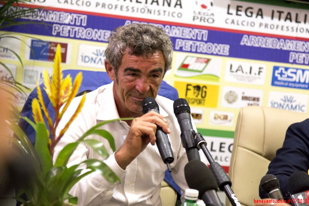 conferenza 54