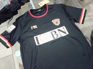 maglia alluvione nera