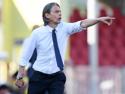 Inzaghi: &quot;La corsa è solo su di noi&quot;