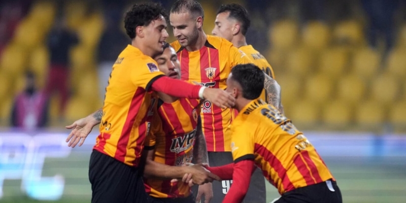Musica giallorossa al Vigorito: 5-1 alla Salernitana
