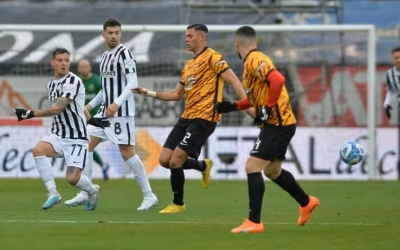 Ad Ascoli un punto che vale, finisce 0-0