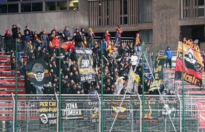 Tre punti d&#039;oro contro il Sorrento, 0-1 con la botta di Boslsius